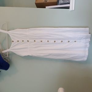White Gap summer sun maternity dress